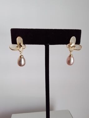 Gold Butterfly Pearl Drop Earrings - Pink Pearl
